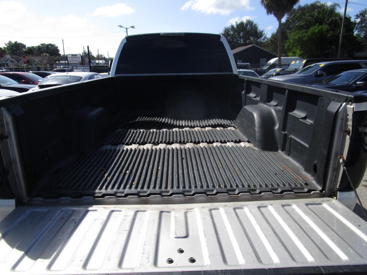 Chevrolet Silverado 3500 Work Truck Crew Cab 4WD DRW 2006