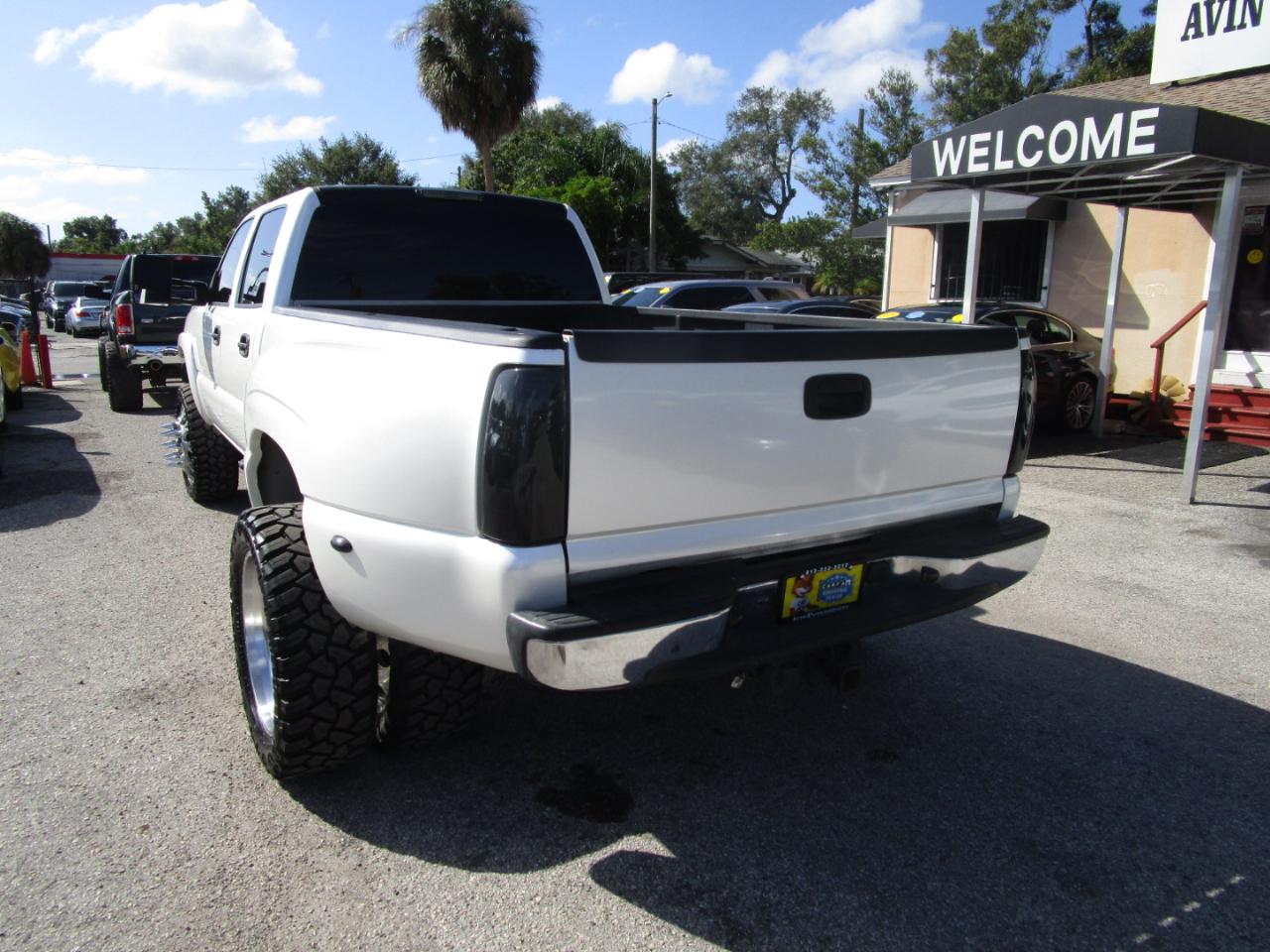 Chevrolet Silverado 3500 Work Truck Crew Cab 4WD DRW 2006