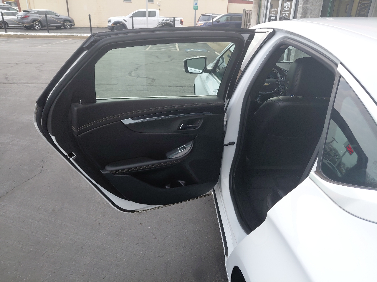 Chevrolet Impala 4dr Sdn LT w/1LT 2017