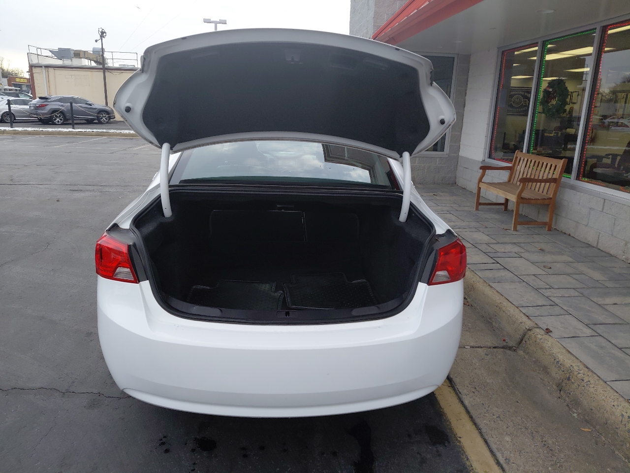 Chevrolet Impala 4dr Sdn LT w/1LT 2017