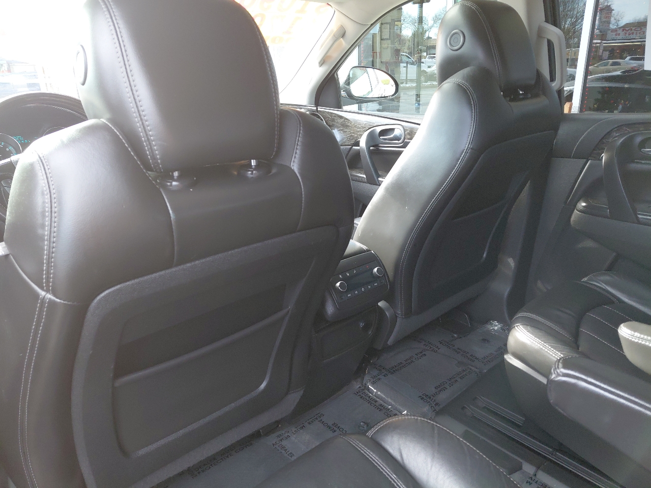 Buick Enclave AWD 4dr Premium 2013