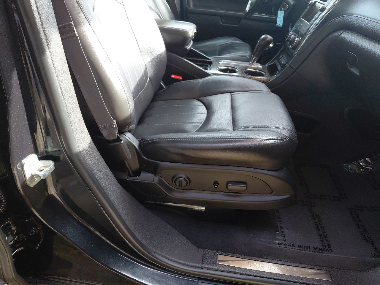 Buick Enclave AWD 4dr Premium 2013
