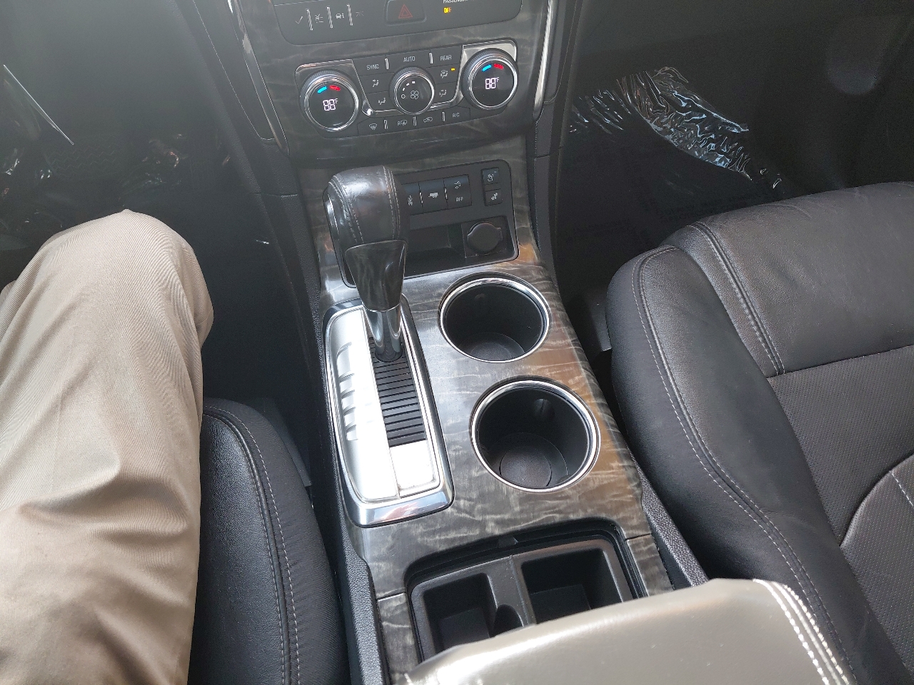 Buick Enclave AWD 4dr Premium 2013