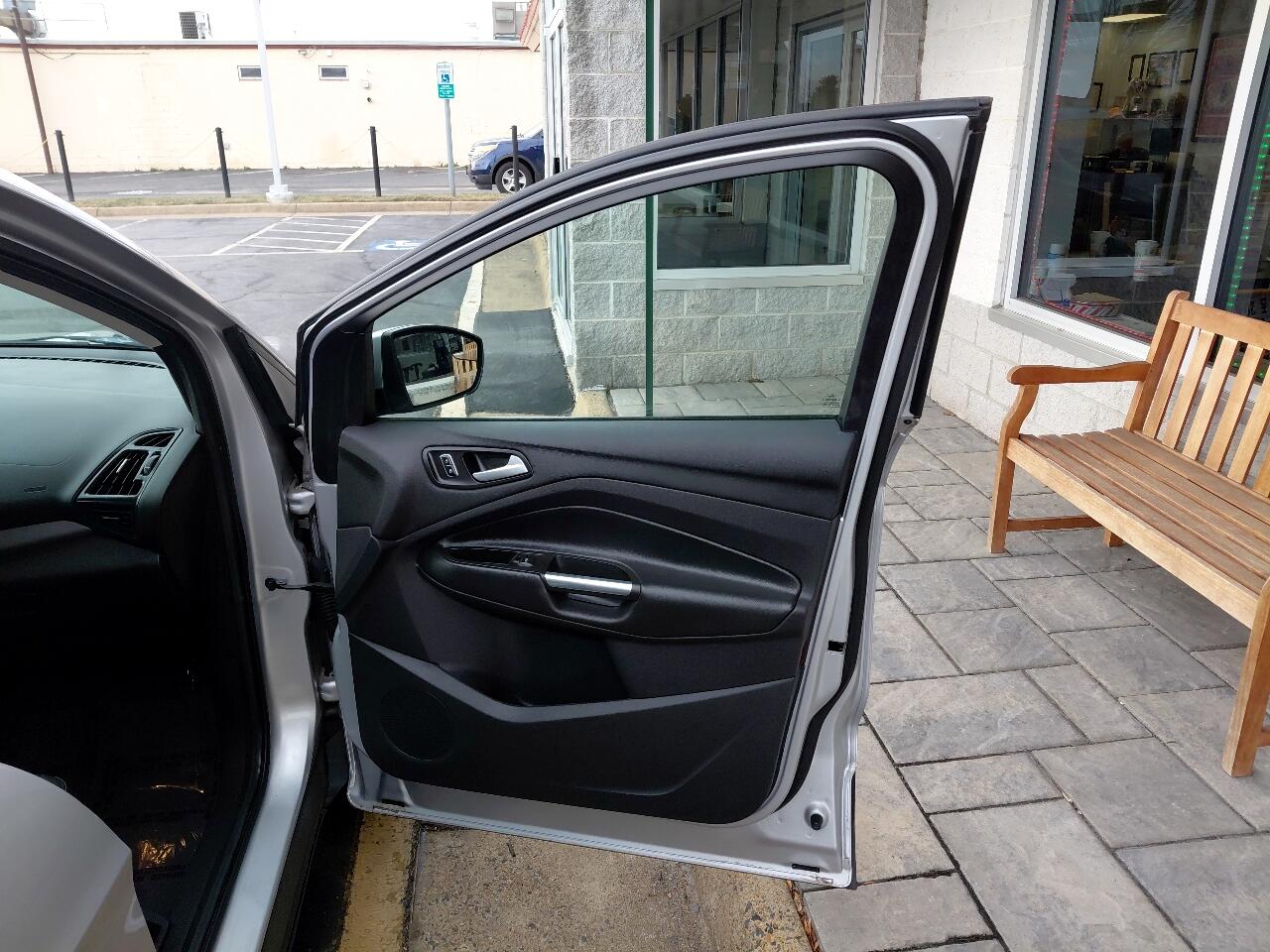 Ford Escape FWD 4dr SE 2014