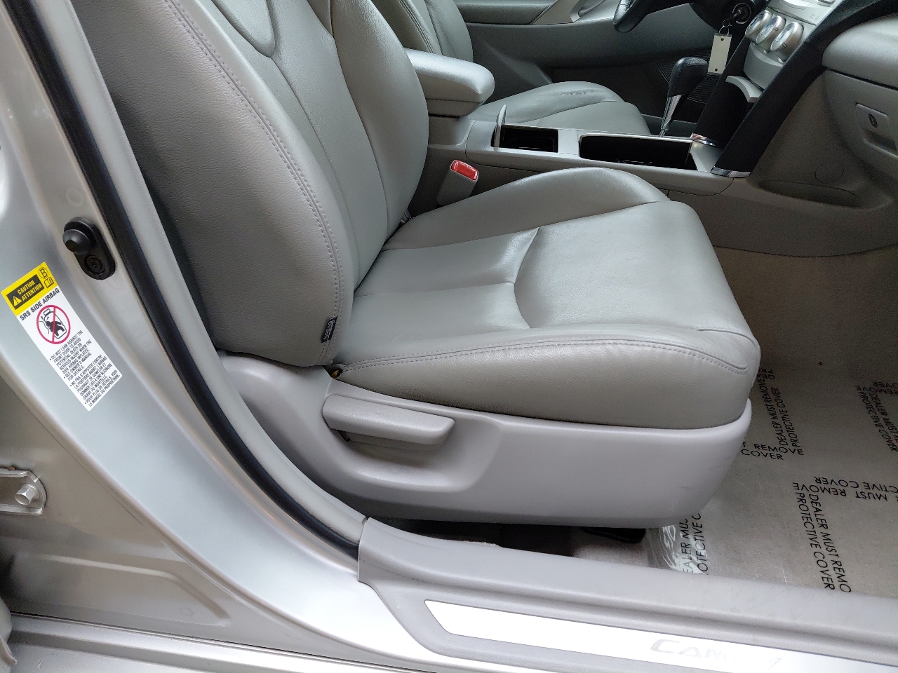 Toyota Camry 4dr Sdn I4 Man (Natl) 2010