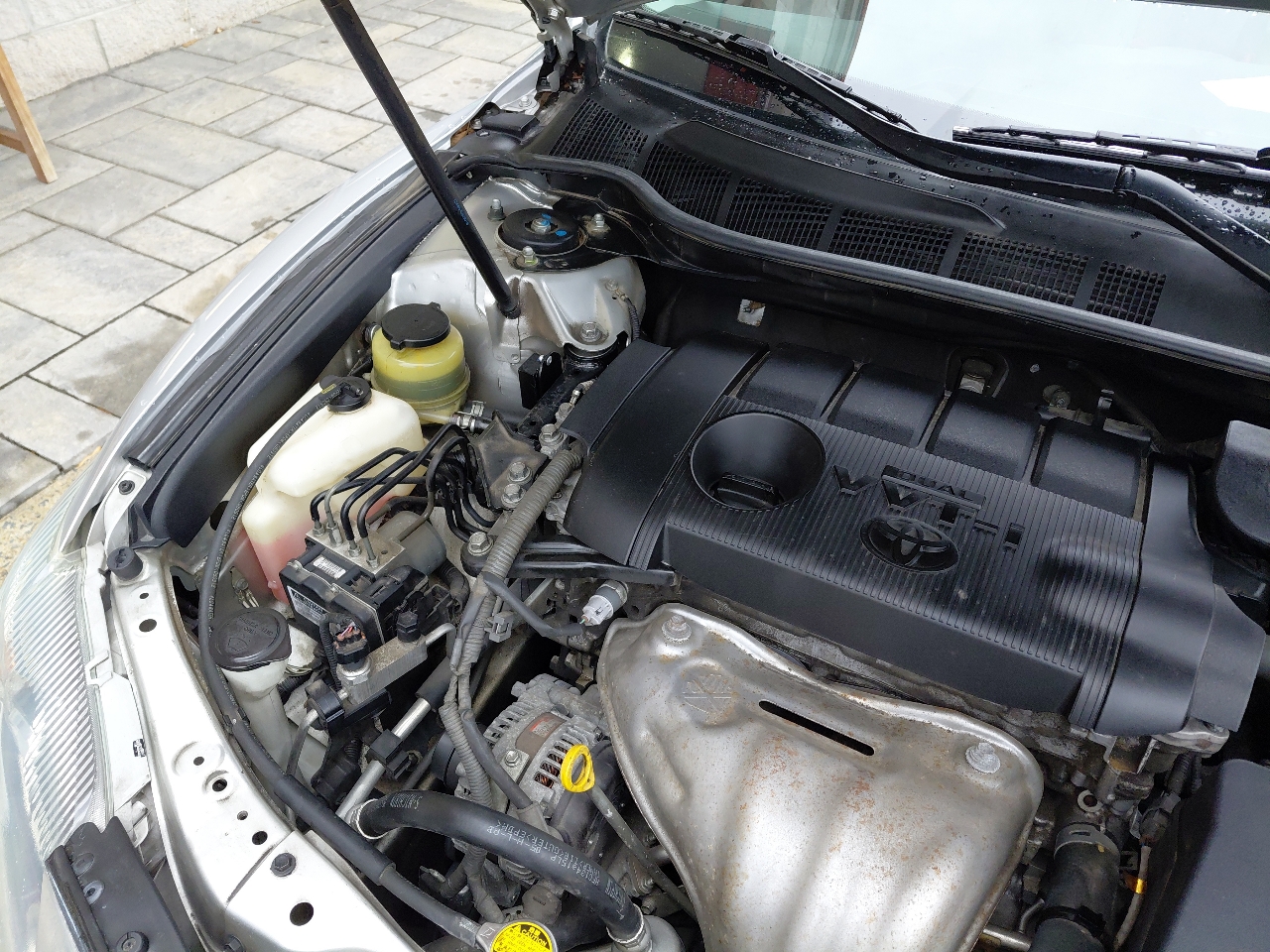 Toyota Camry 4dr Sdn I4 Man (Natl) 2010