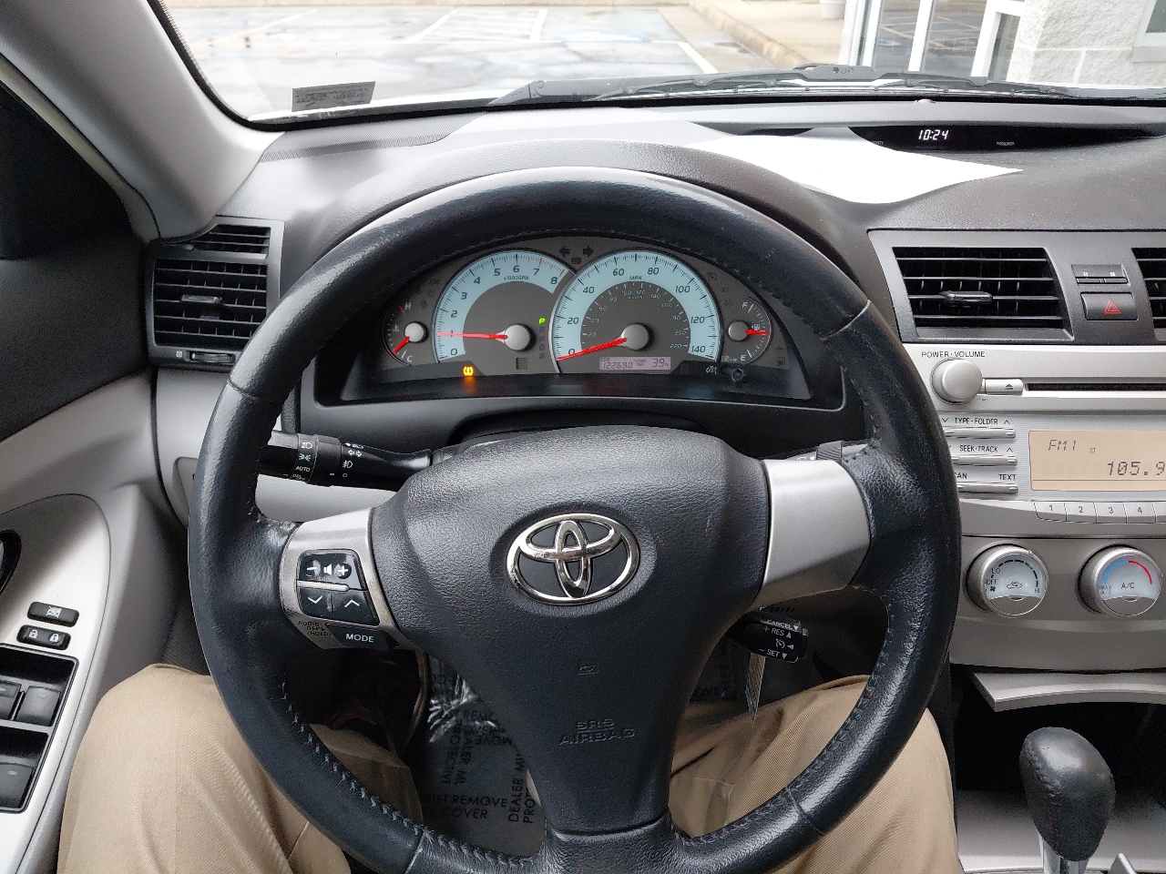 Toyota Camry 4dr Sdn I4 Man (Natl) 2010