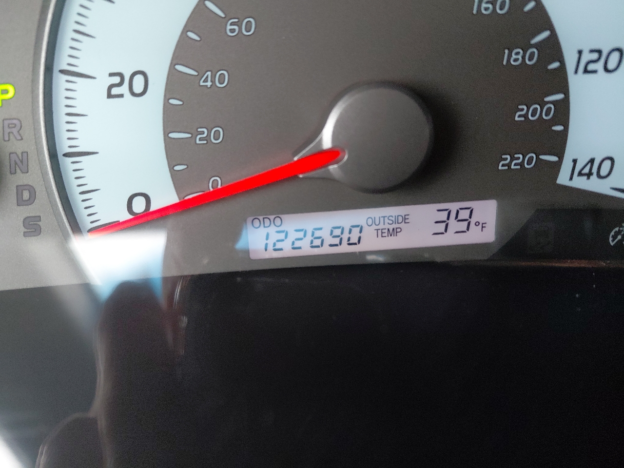 Toyota Camry 4dr Sdn I4 Man (Natl) 2010