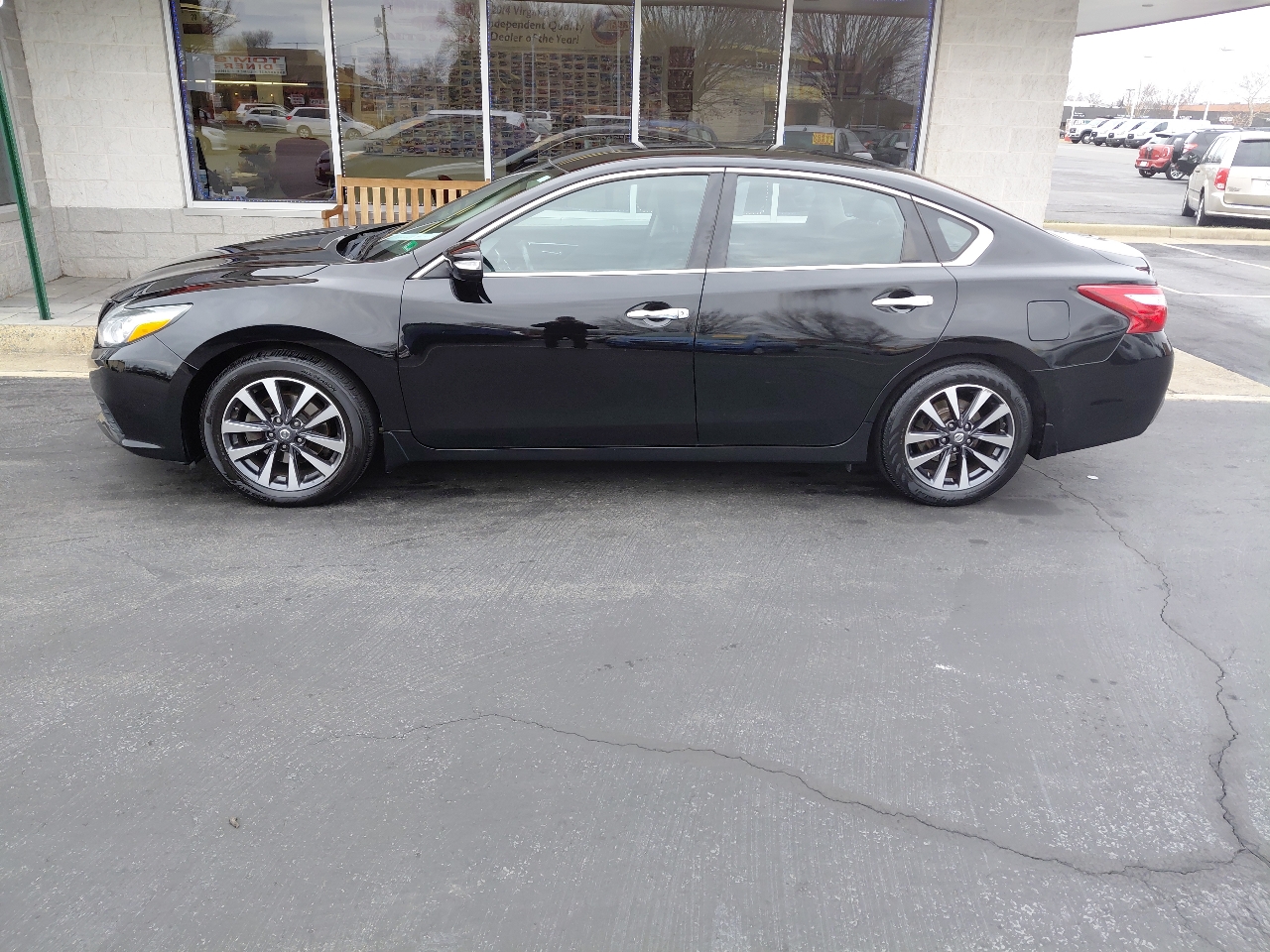 Nissan Altima 4dr Sdn I4 2.5 SL 2016