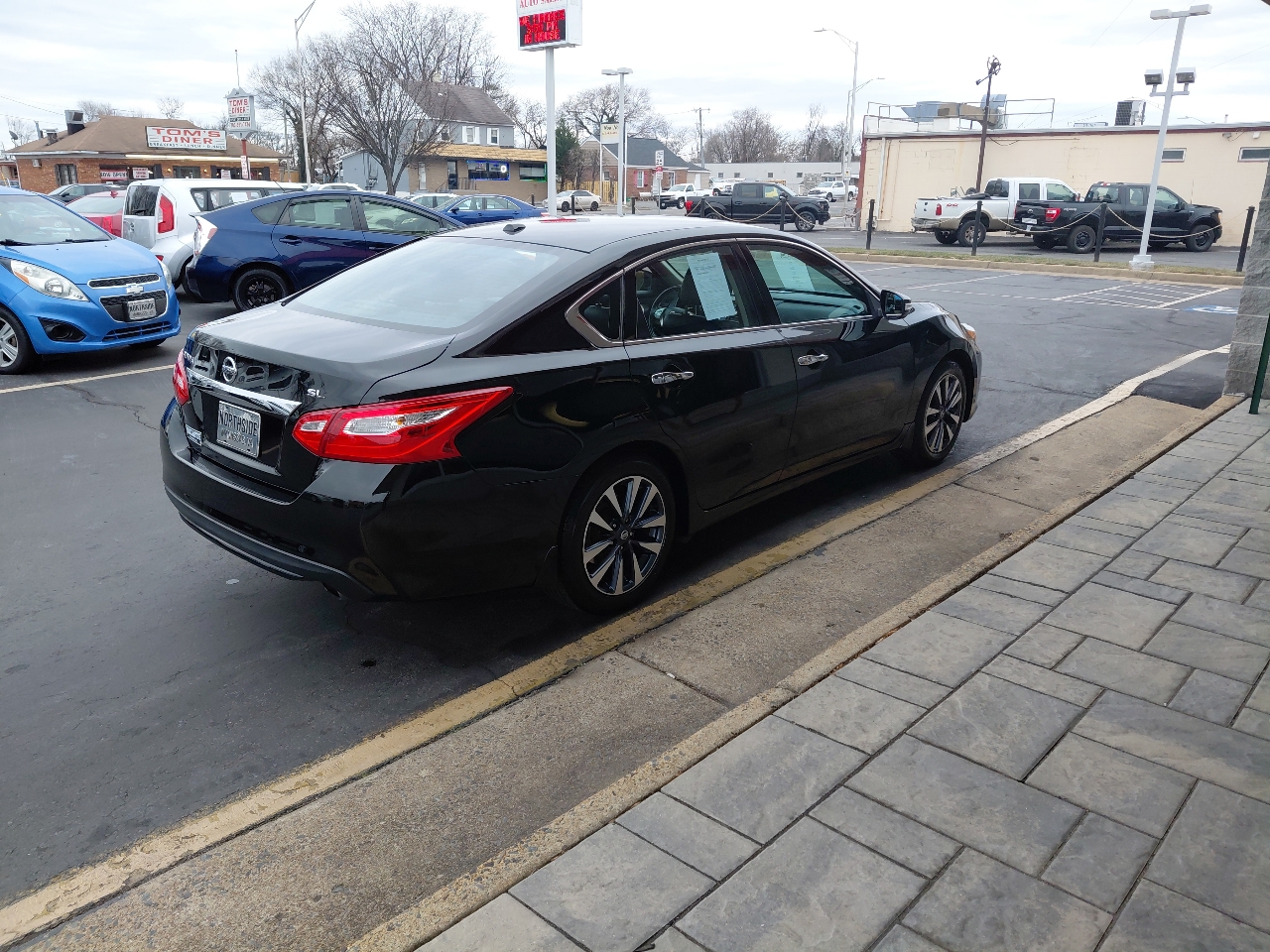 Nissan Altima 4dr Sdn I4 2.5 SL 2016