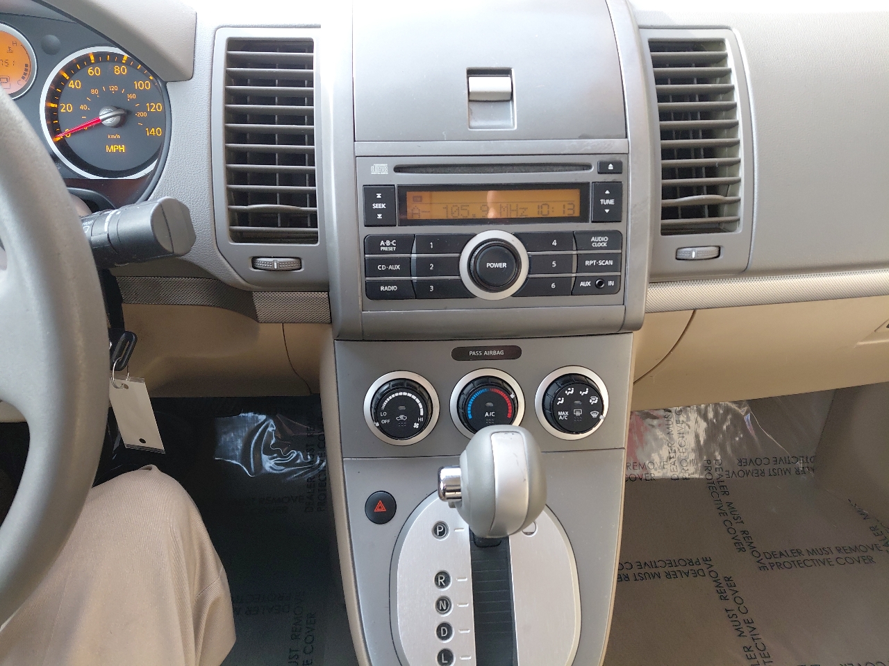 Nissan Sentra 4dr Sdn I4 CVT 2.0 2008