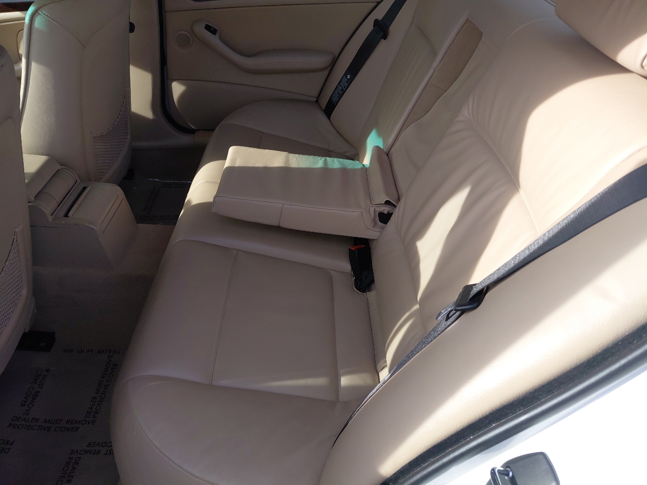 BMW 3 Series 325i 4dr Sdn RWD 2002