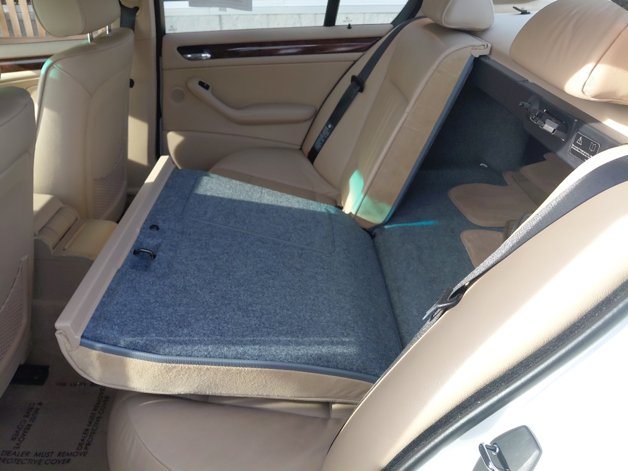 BMW 3 Series 325i 4dr Sdn RWD 2002