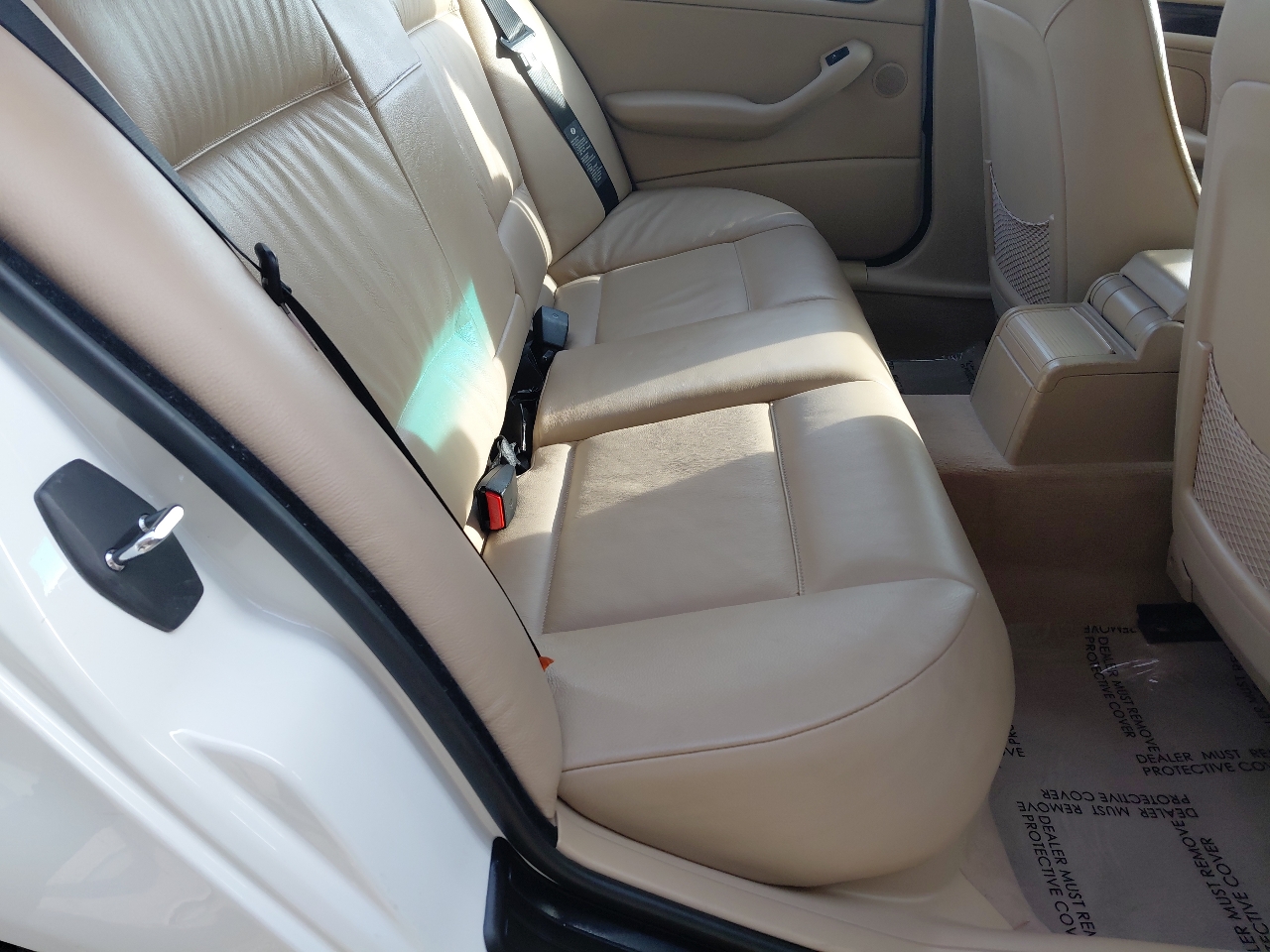 BMW 3 Series 325i 4dr Sdn RWD 2002