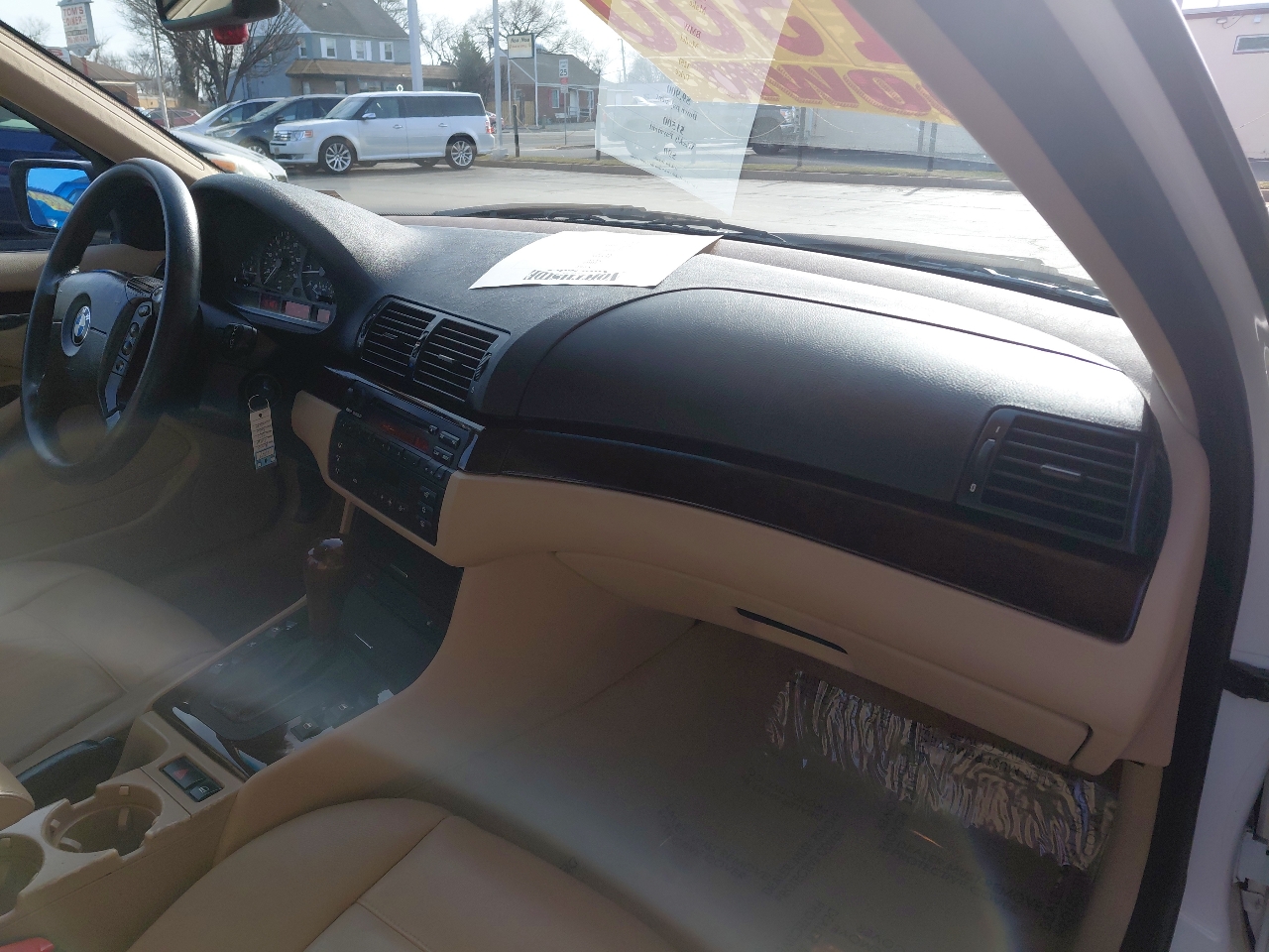 BMW 3 Series 325i 4dr Sdn RWD 2002