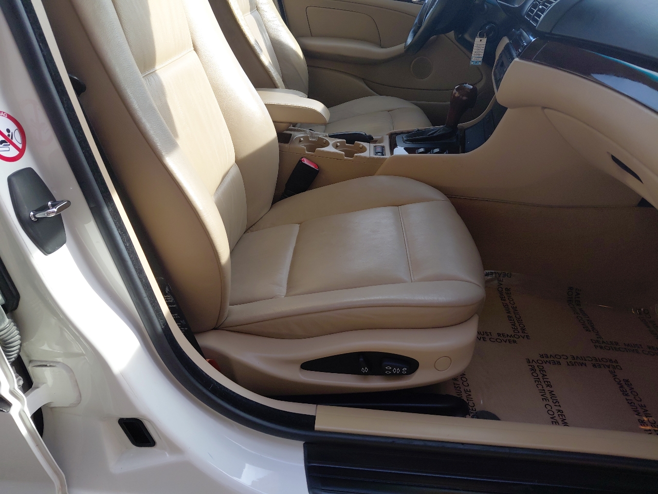 BMW 3 Series 325i 4dr Sdn RWD 2002