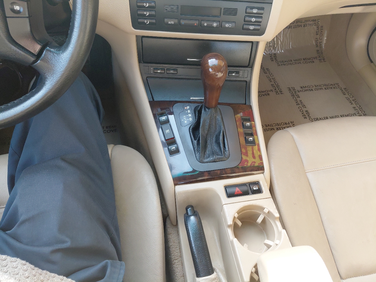 BMW 3 Series 325i 4dr Sdn RWD 2002