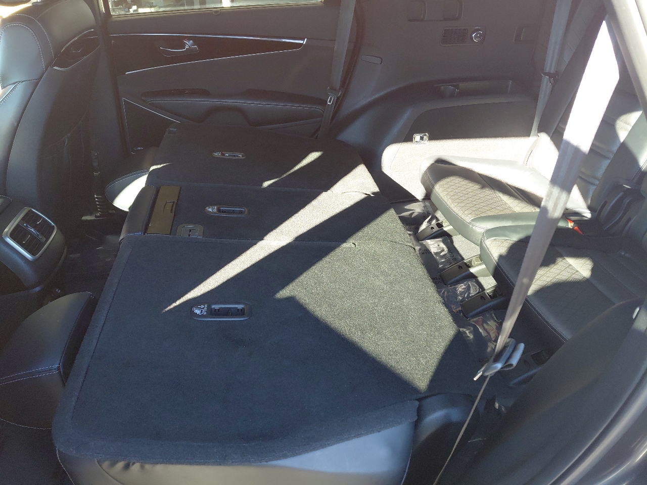 Kia Sorento AWD 4dr 3.3L SXL 2016