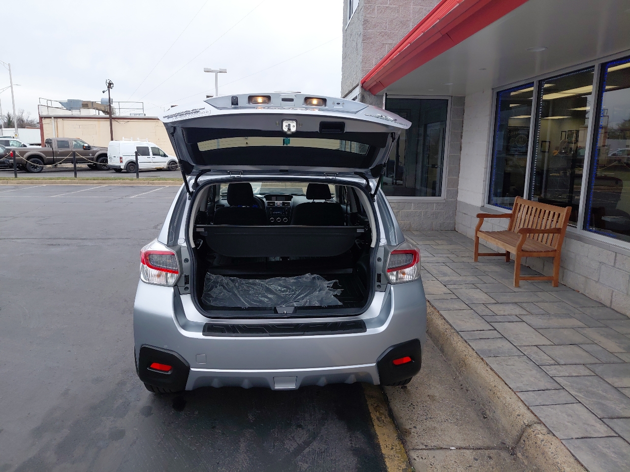 Subaru XV Crosstrek Hybrid 5dr 2.0i 2014