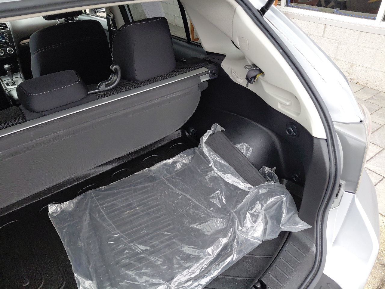 Subaru XV Crosstrek Hybrid 5dr 2.0i 2014