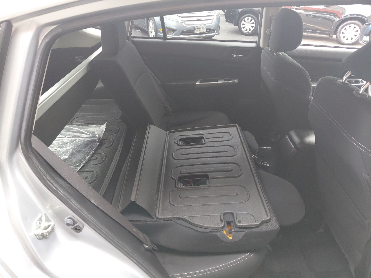 Subaru XV Crosstrek Hybrid 5dr 2.0i 2014