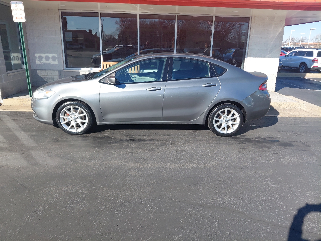 Dodge Dart 4dr Sdn SXT 2013