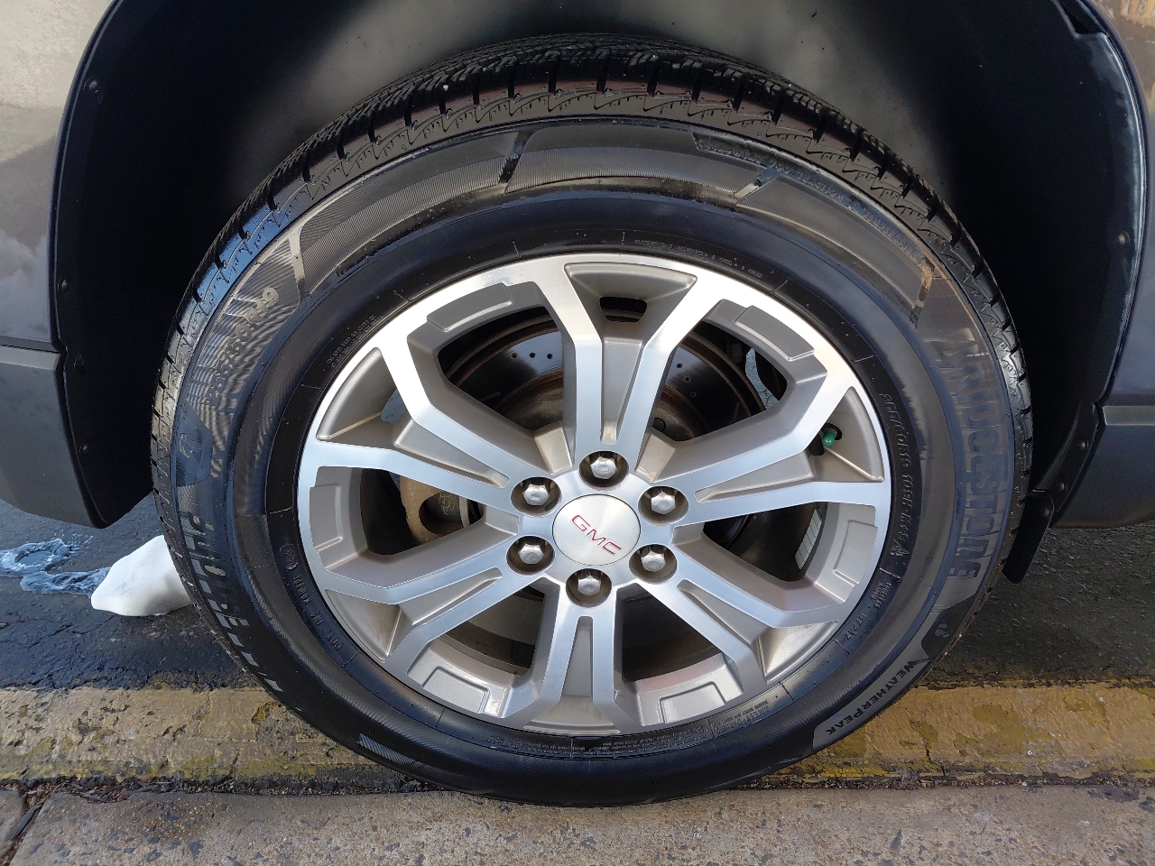 GMC Acadia AWD 4dr SLT w/SLT-1 2015