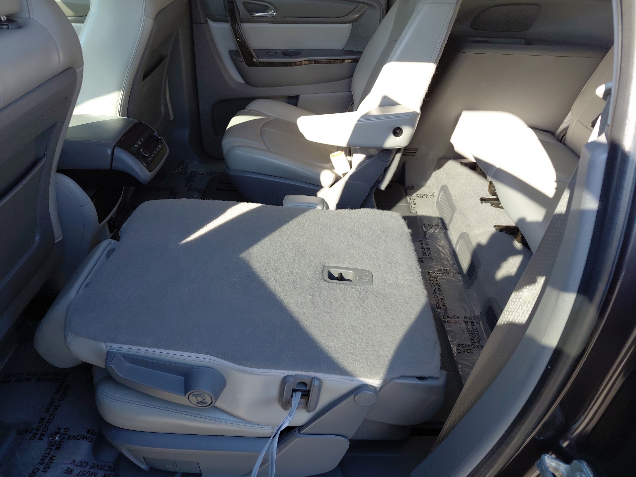 GMC Acadia AWD 4dr SLT w/SLT-1 2015