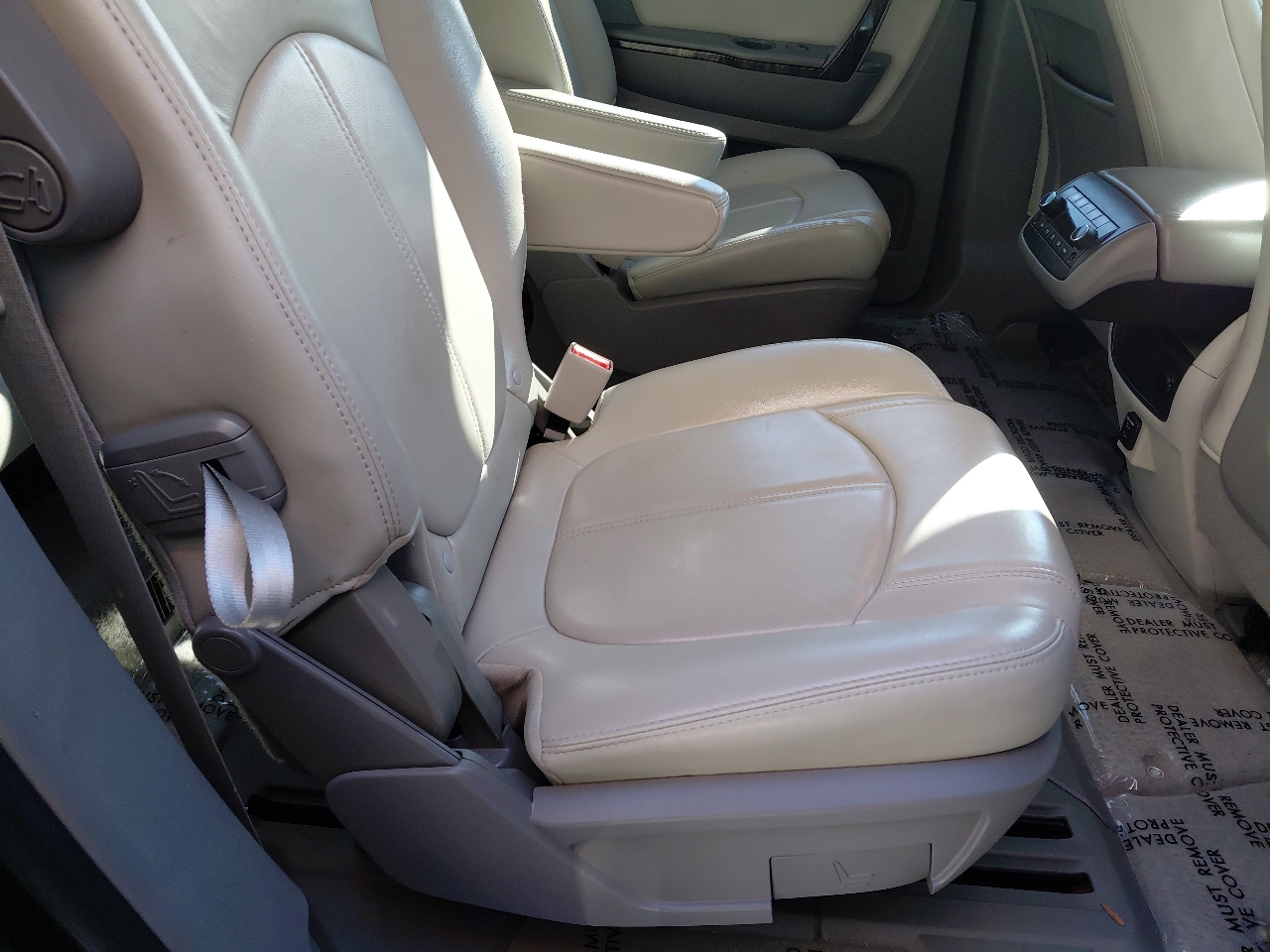 GMC Acadia AWD 4dr SLT w/SLT-1 2015