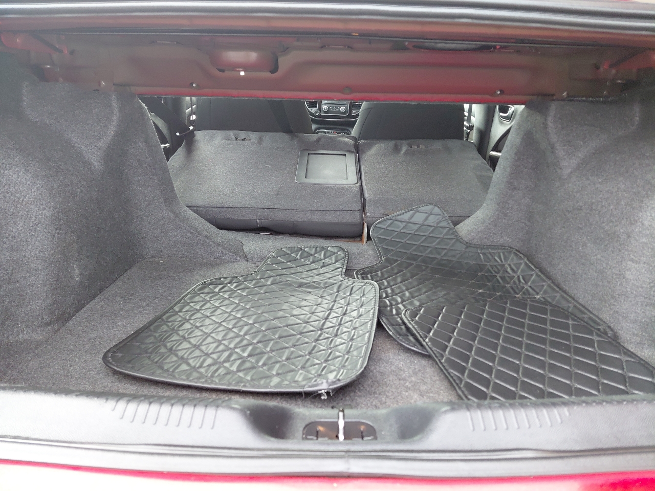 Dodge Dart 4dr Sdn SXT 2013