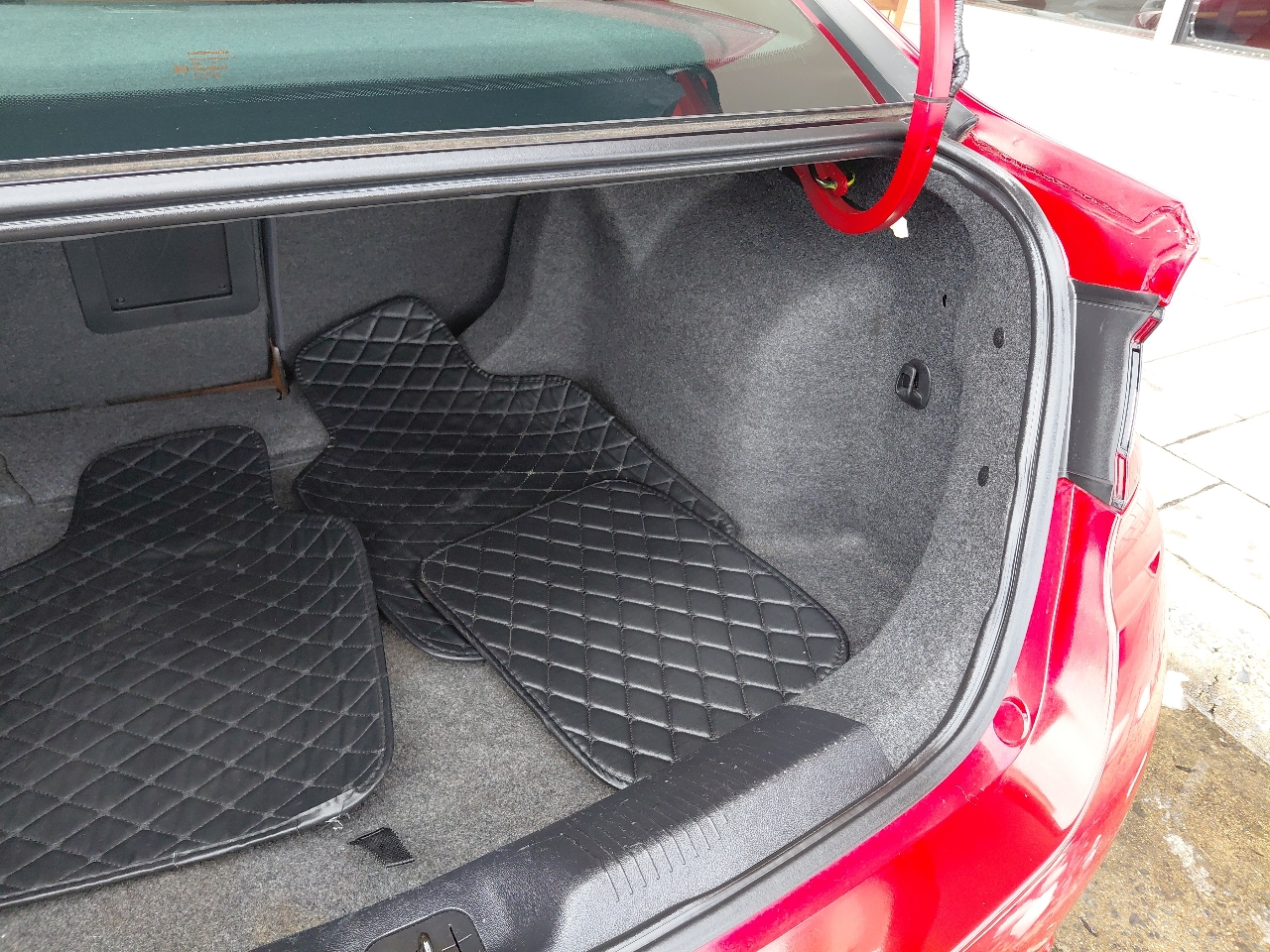 Dodge Dart 4dr Sdn SXT 2013