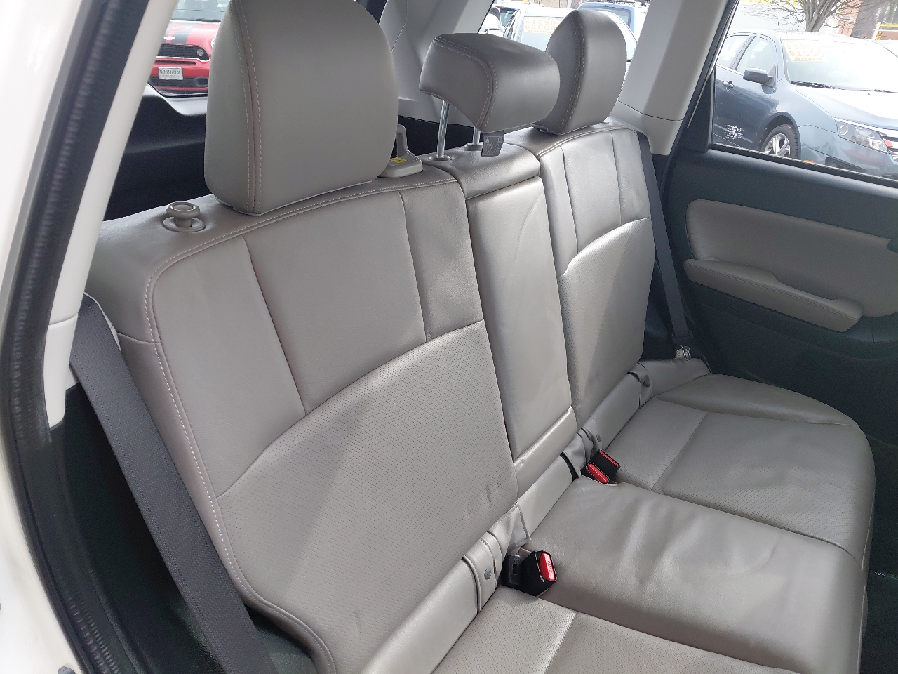 Subaru Forester 4dr Auto 2.5i Limited PZEV 2014