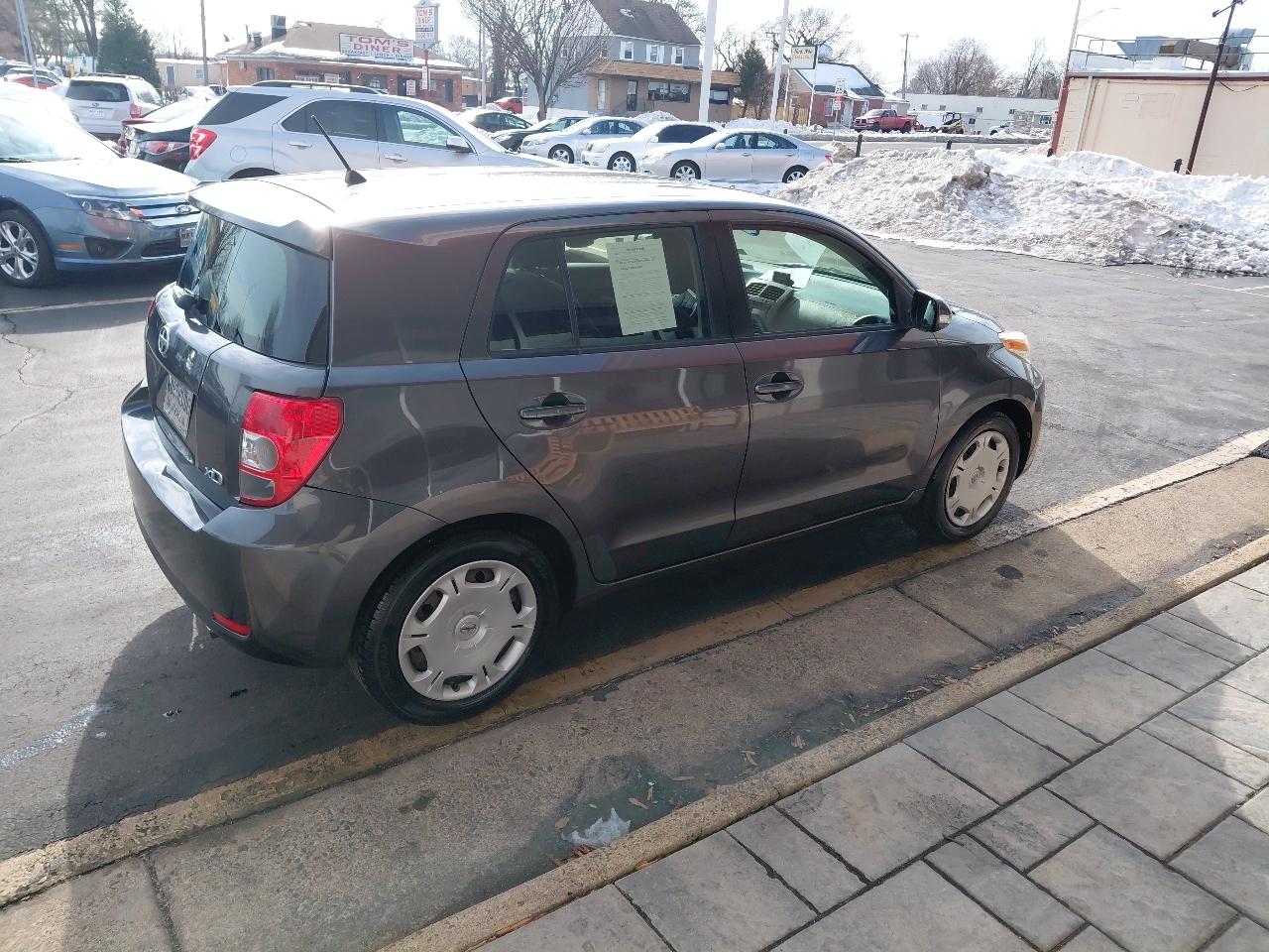 Scion xD 5dr HB Man (Natl) 2012