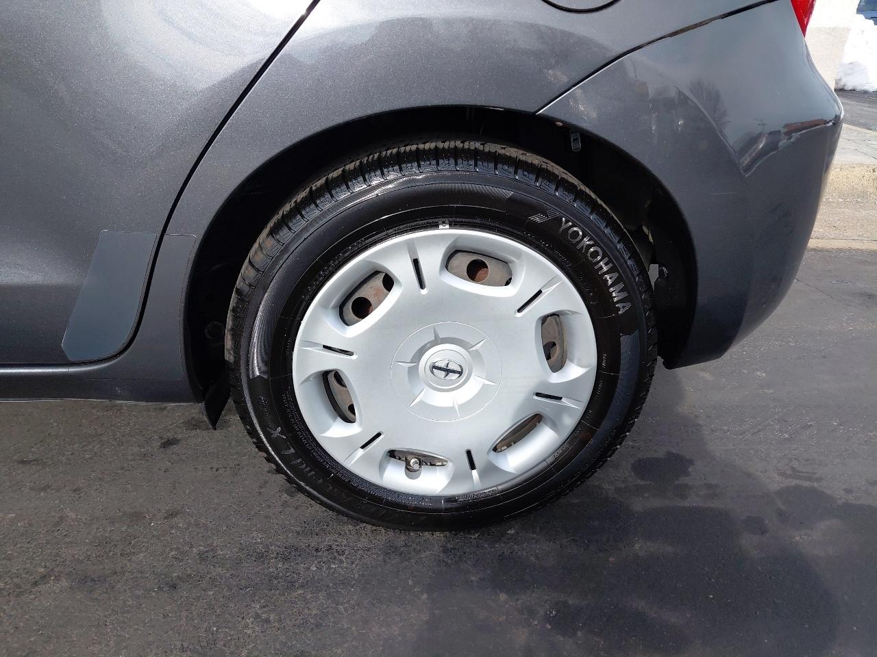 Scion xD 5dr HB Man (Natl) 2012