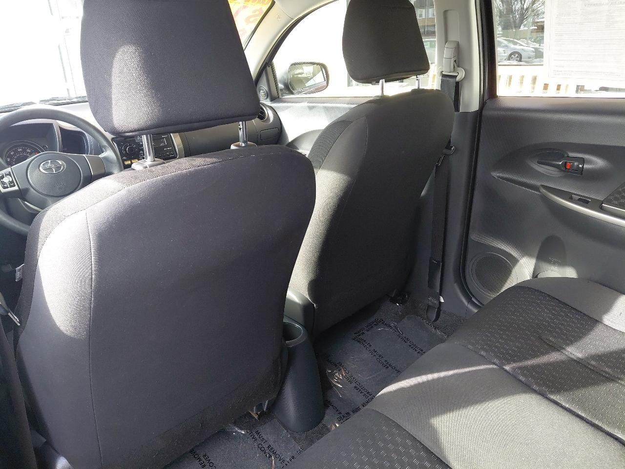 Scion xD 5dr HB Man (Natl) 2012