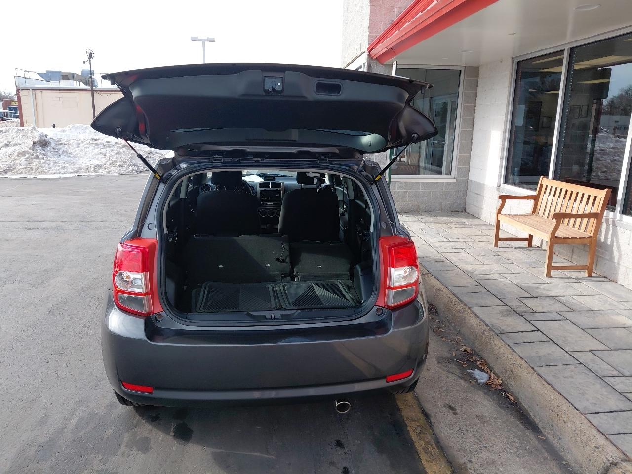 Scion xD 5dr HB Man (Natl) 2012