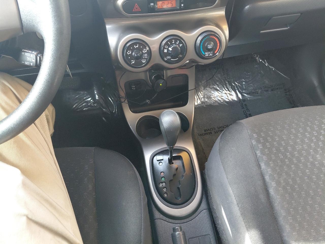 Scion xD 5dr HB Man (Natl) 2012