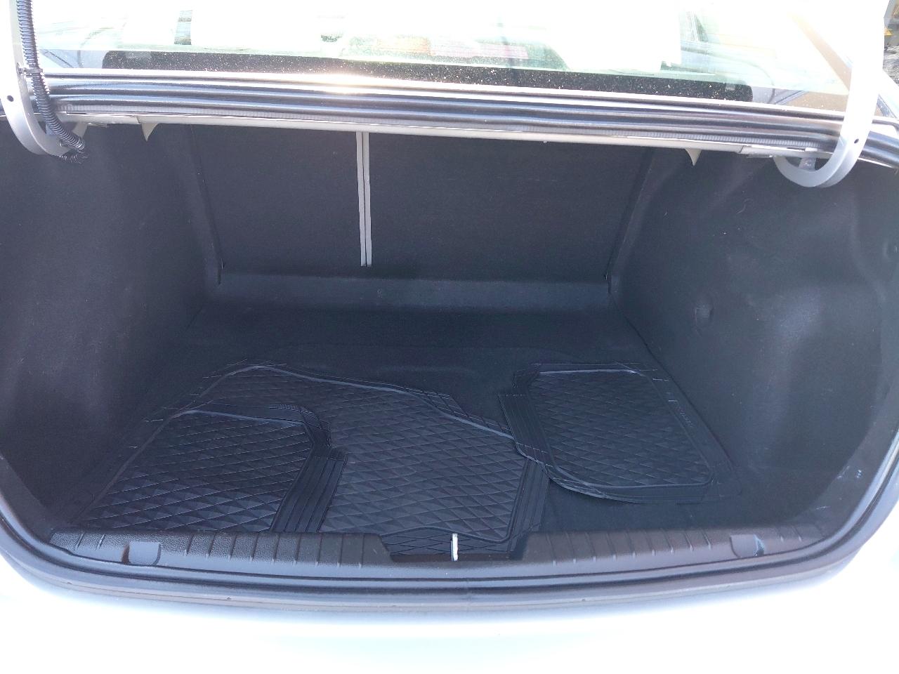 Chevrolet Cruze 4dr Sdn LT w/1LT 2011