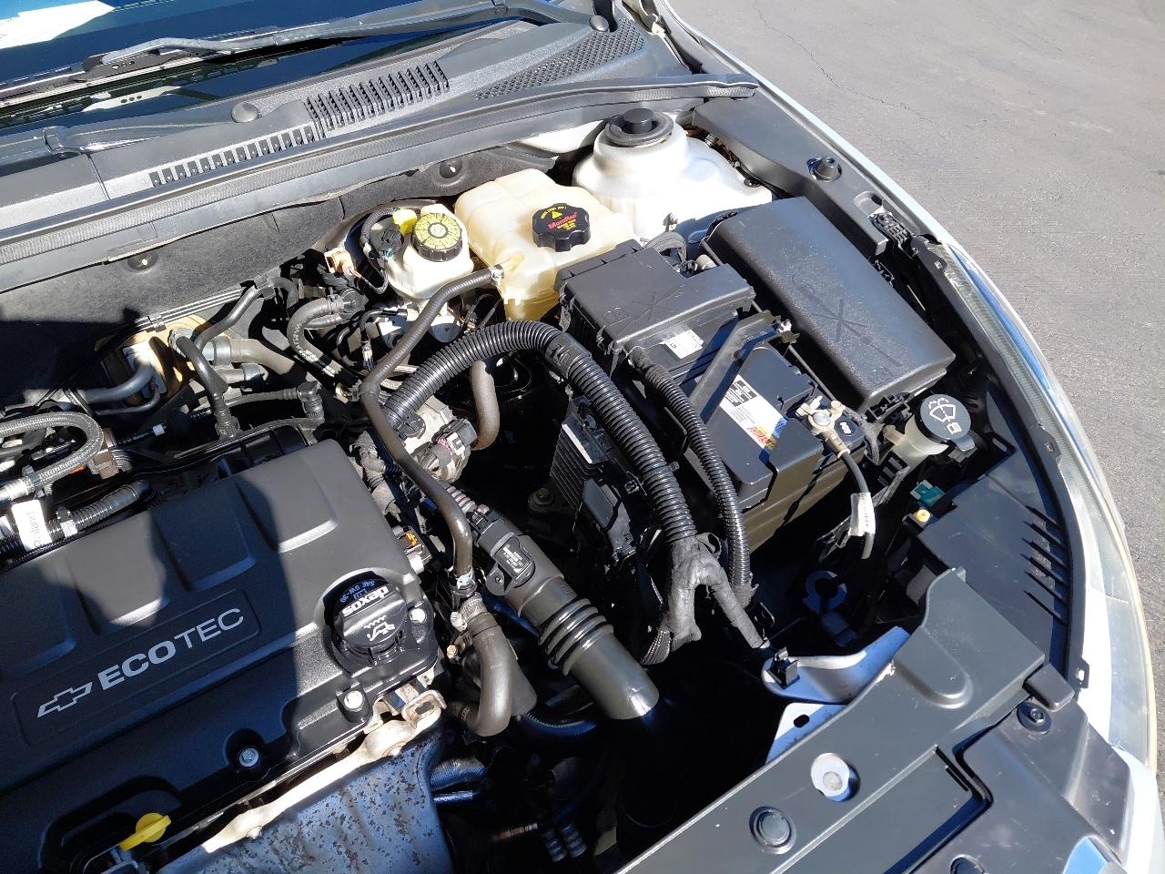 Chevrolet Cruze 4dr Sdn LT w/1LT 2011