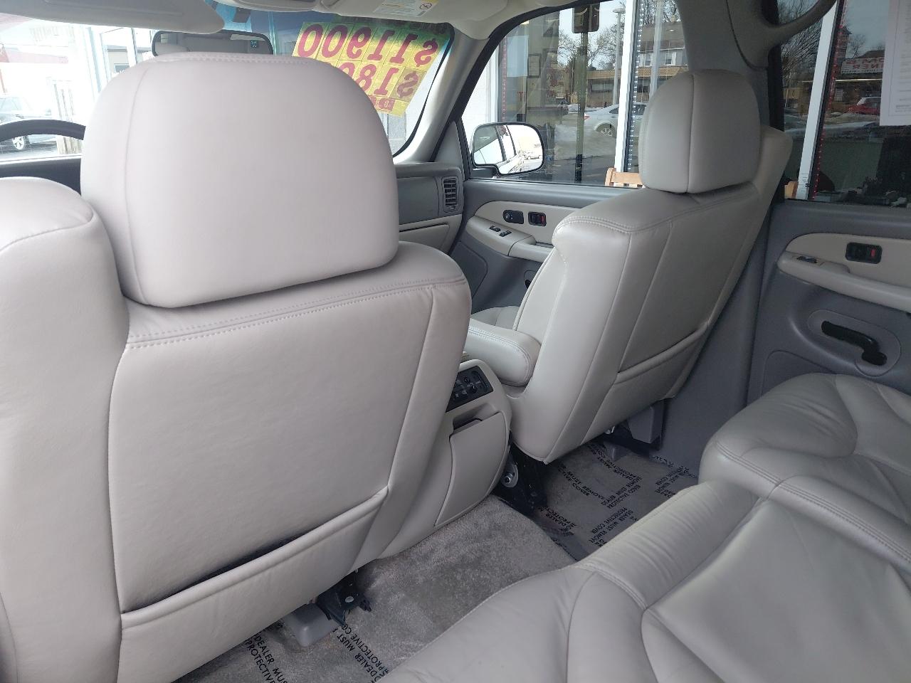 GMC Yukon XL 4dr 1500 SLT 2002