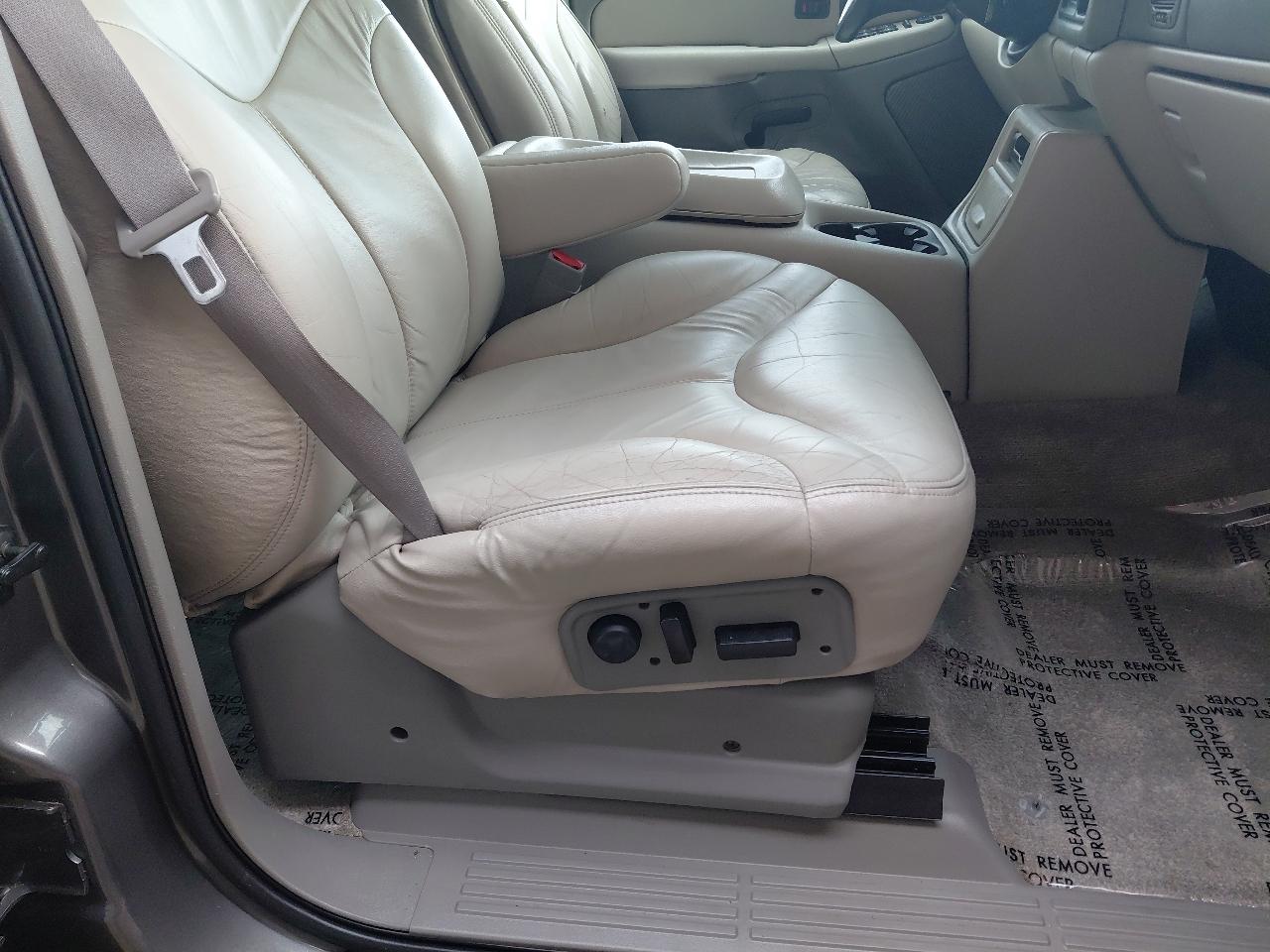 GMC Yukon XL 4dr 1500 SLT 2002