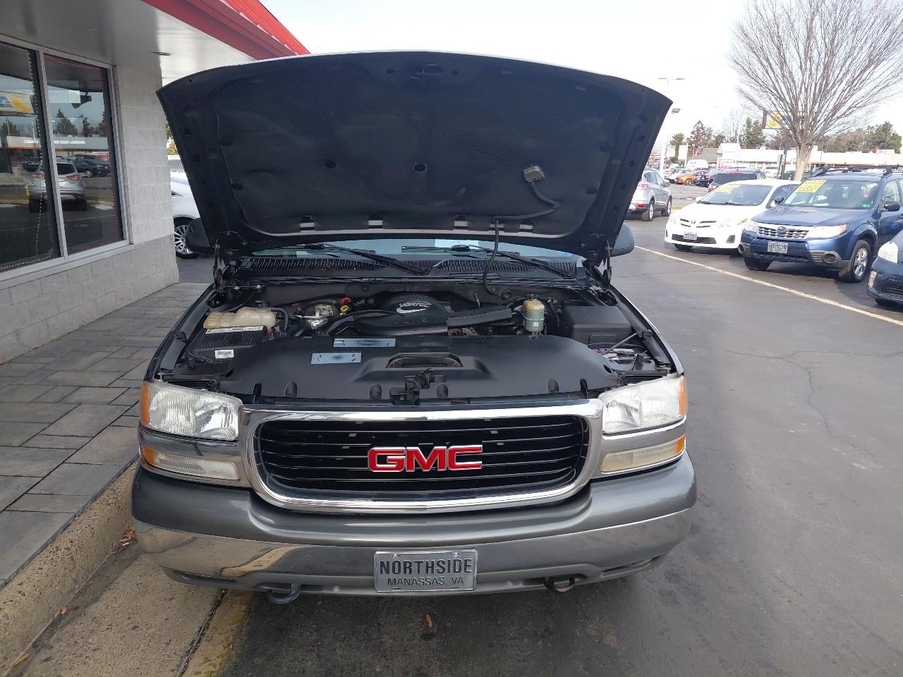 GMC Yukon XL 4dr 1500 SLT 2002
