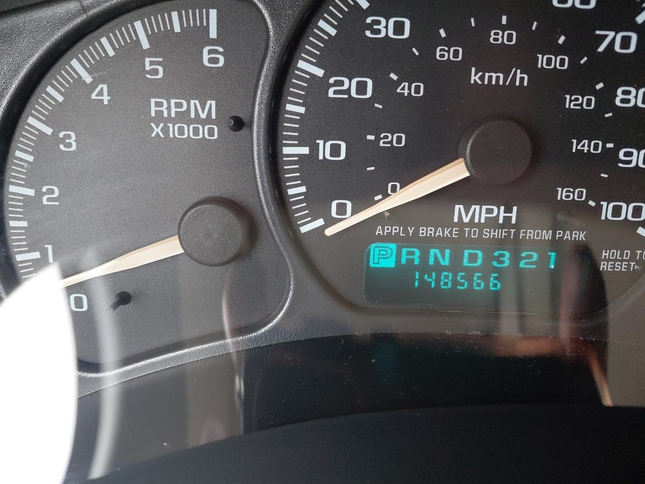 GMC Yukon XL 4dr 1500 SLT 2002