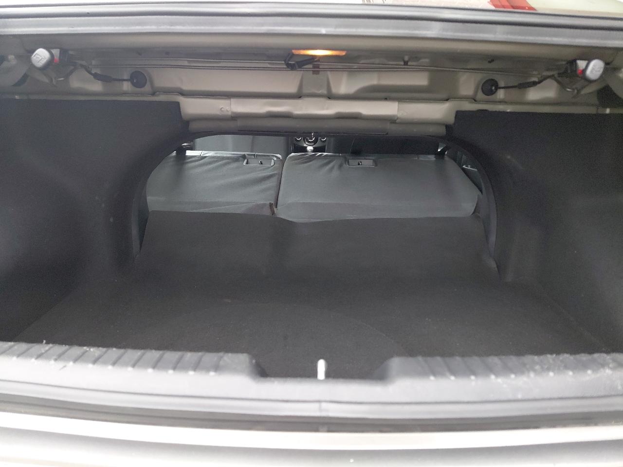 Kia Forte Koup 2dr Cpe Auto SX 2010