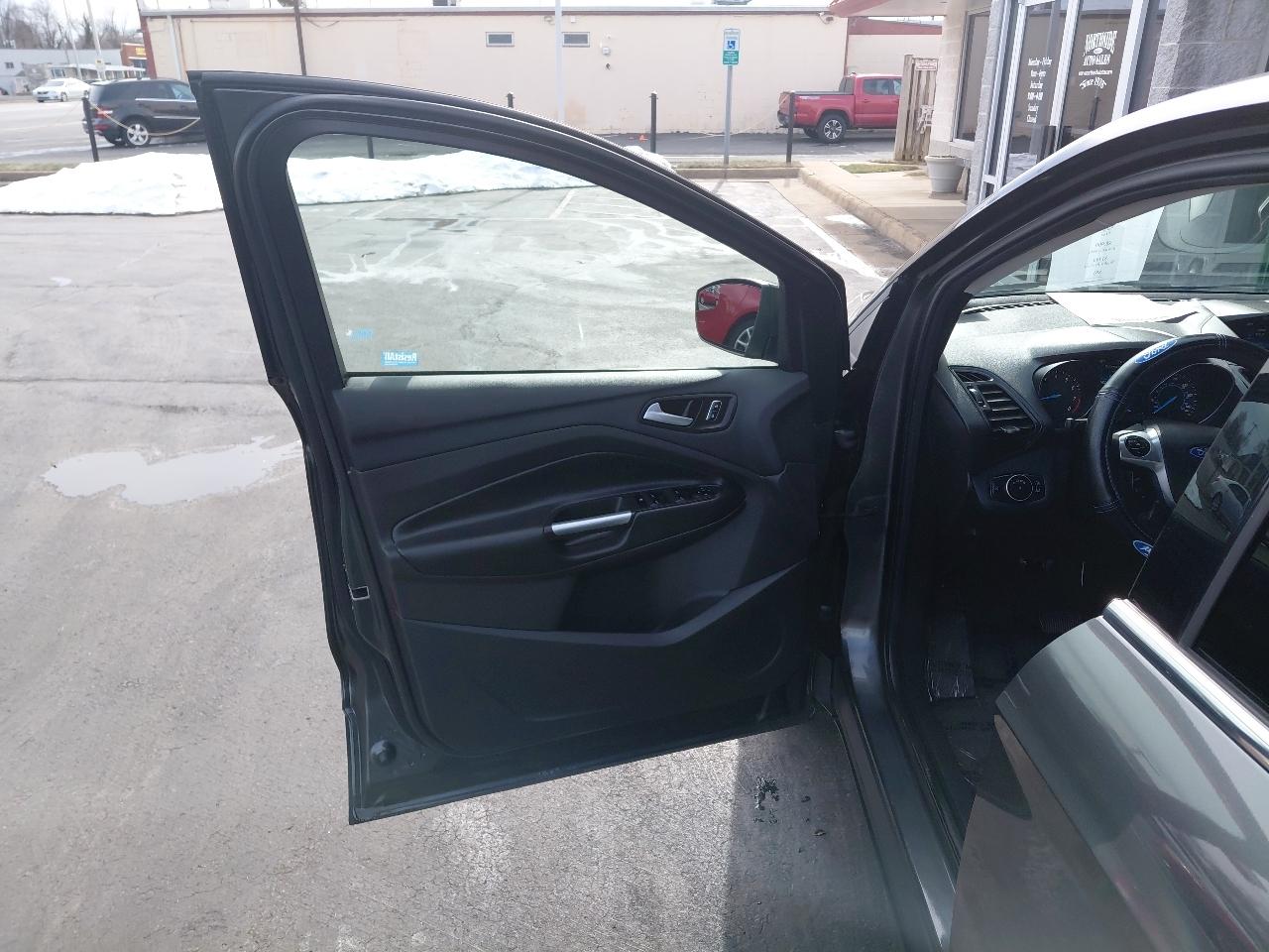 Ford Escape 4WD 4dr SE 2016