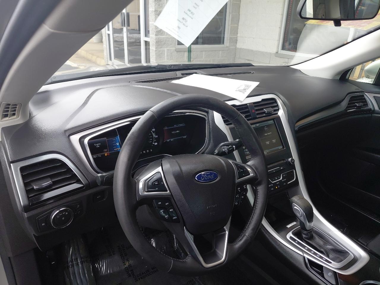 Ford Fusion 4dr Sdn SE FWD 2016