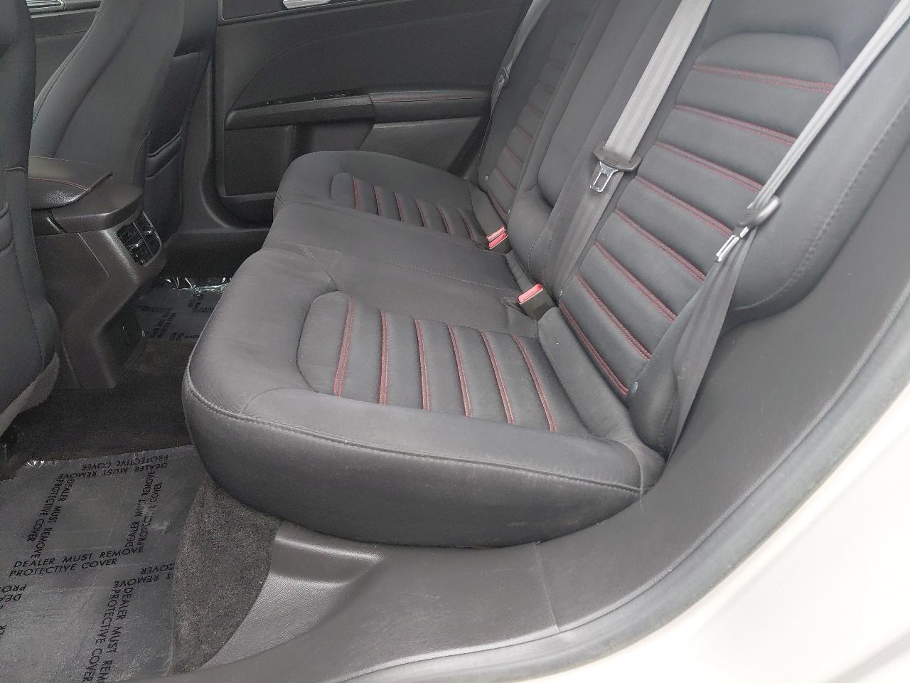 Ford Fusion 4dr Sdn SE FWD 2016