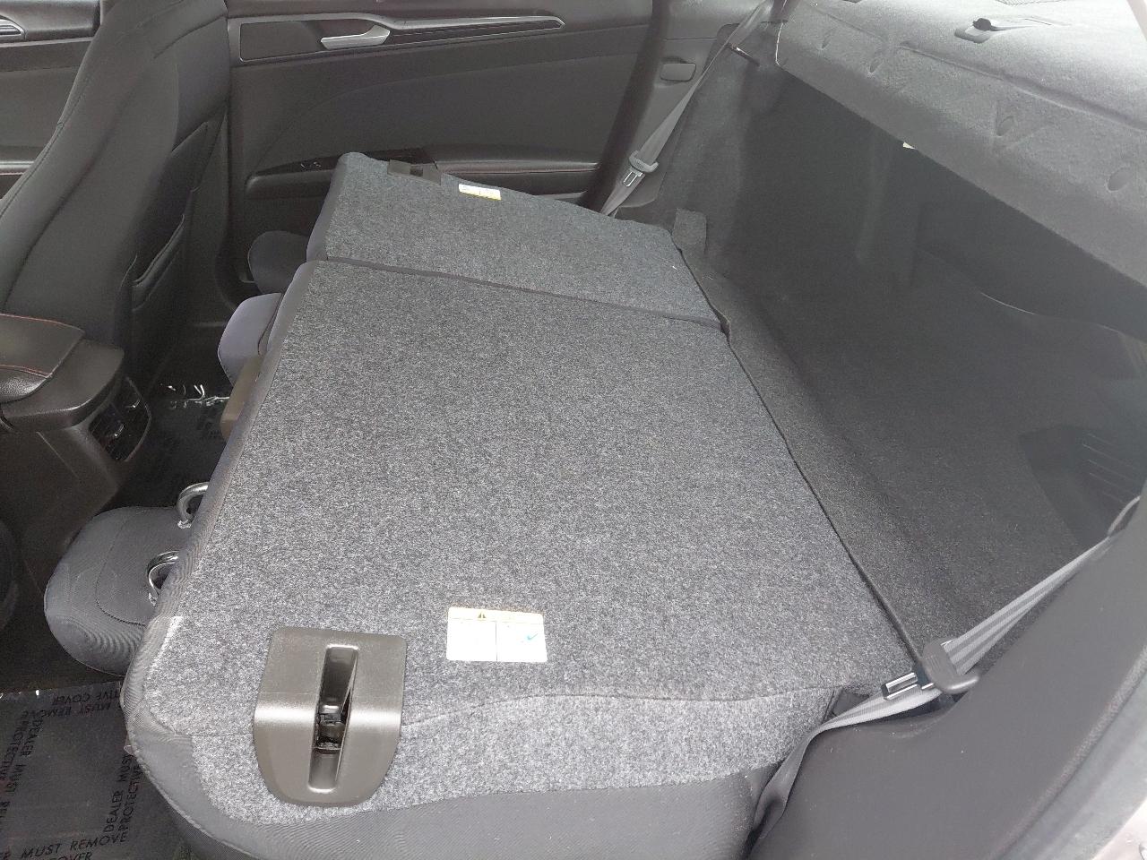 Ford Fusion 4dr Sdn SE FWD 2016