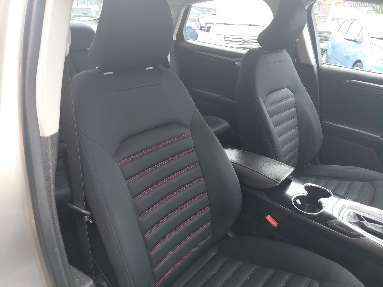 Ford Fusion 4dr Sdn SE FWD 2016