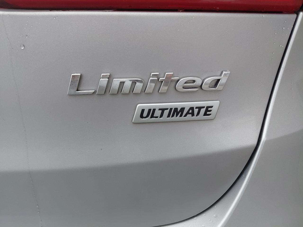 Hyundai Santa Fe FWD 4dr Limited 2016